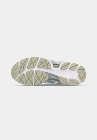 ASICS SportStyle GEL NYC 2055 UNISEX - Treniņu apavi - cream/dolphin grey