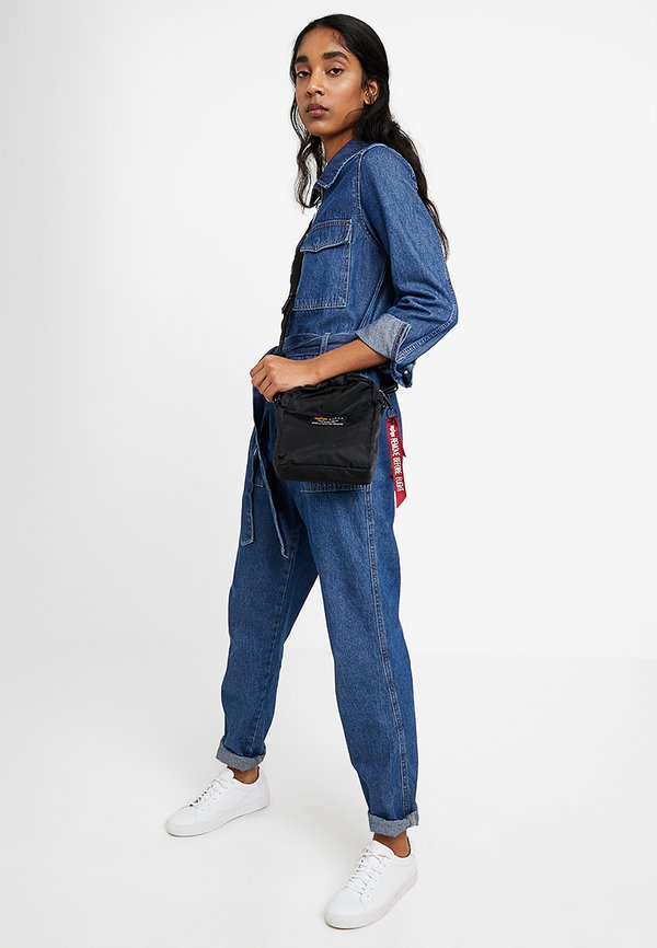 CREW CARRY BAG - Cross body bag2