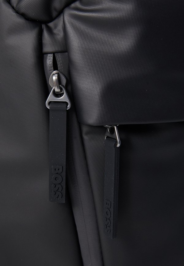 STORMY BACKPACK - Rucksack2