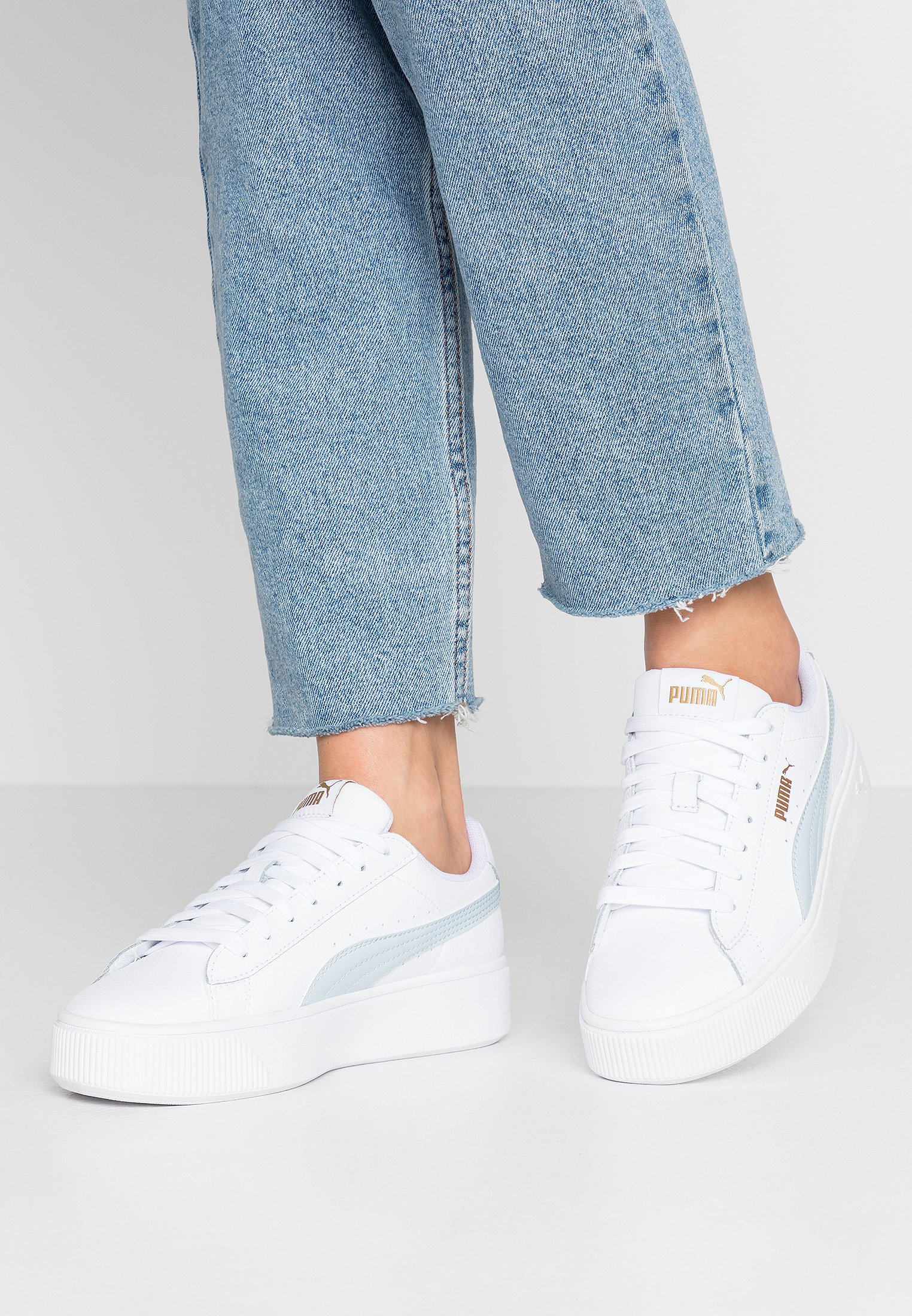 puma vikky stacked women's sneakers