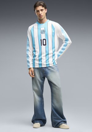 Puma, OLYMPIQUE MARSEILLE KING JERSEY LS - Ρούχα για κλαμπ - puma white-bright aqua