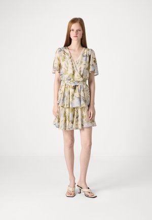 VILA VIAJA 2/4 SLEEVES FLOUNCE  - Day dress - birch