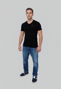 U.S. Polo Assn. 2 PACK SHORTSLEEVE V-NECK - T-shirt basic - grau