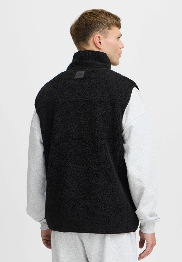 JCMMBERRI - Waistcoat3