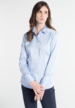Eterna SLIM FIT - Skjortebluser - hellblau