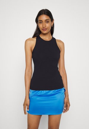 Top - black