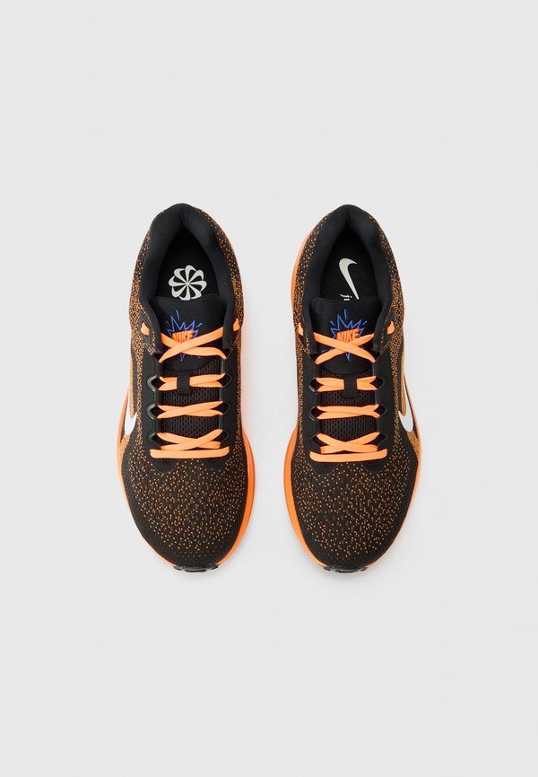 WINFLO 11 - Road running shoes3