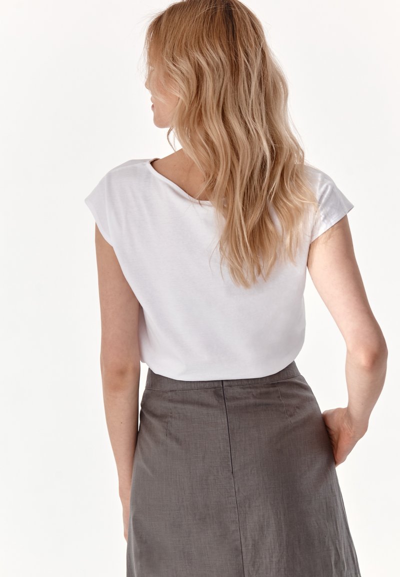 Damen T-Shirts | TATUUM AMANDA T-Shirt basic white/weiß - QQ29428 Damen T-Shirts | TATUUM AMANDA T-Shirt basic white/weiß - QQ29428