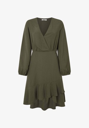 Robe vert olive avec de longues manches bouffantes, décolleté en V et ourlet avec volants en couches. Fabriquée en tissu texturé, elle présente une taille ajustée.