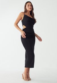 BWLDR AOIFE MIDI - Pouzdrové šaty - black