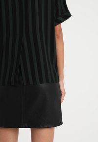 Selected Femme Blus - black