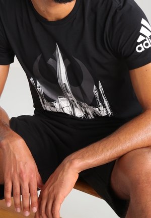 T-shirt z nadrukiem