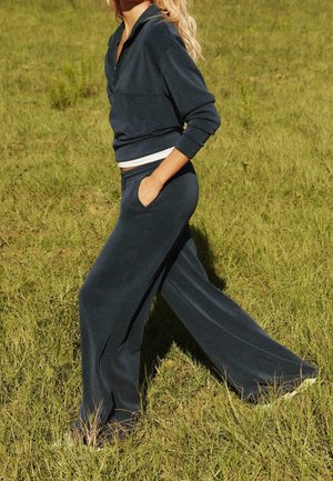 Stradivarius, Sweatshirt - mottled dark blue