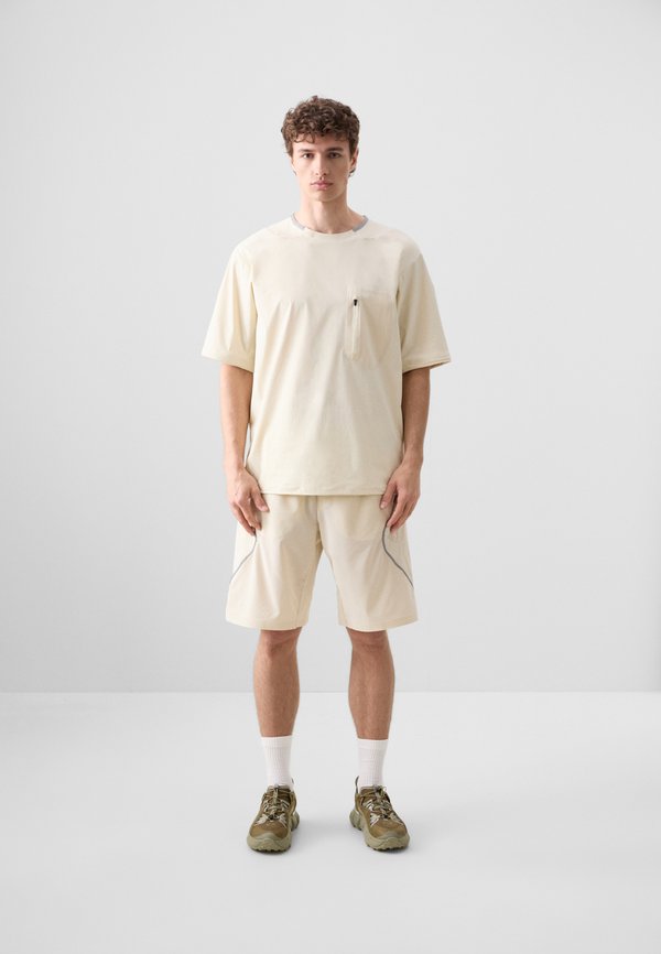 LATITUDE FLIGHT CONVERT SHELL TEE - Long sleeved top - mist3