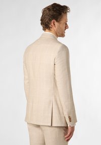 Thumbnail Image 2