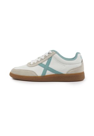 MUNICH RUMBA - Zapatillas - white