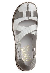 Sandal bianco e grigio in materiale di pelle, con design a fascia incrociata, tomaia testurizzata e soletta imbottita. Marchio dorato all'interno.