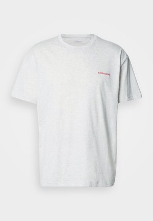 Svetlosivé bavlnené tričko s okrúhlym výstrihom. Na ľavej strane na hrudi je malý červený nápis "BJÖRN BORG". Krátke rukávy, voľný strih.