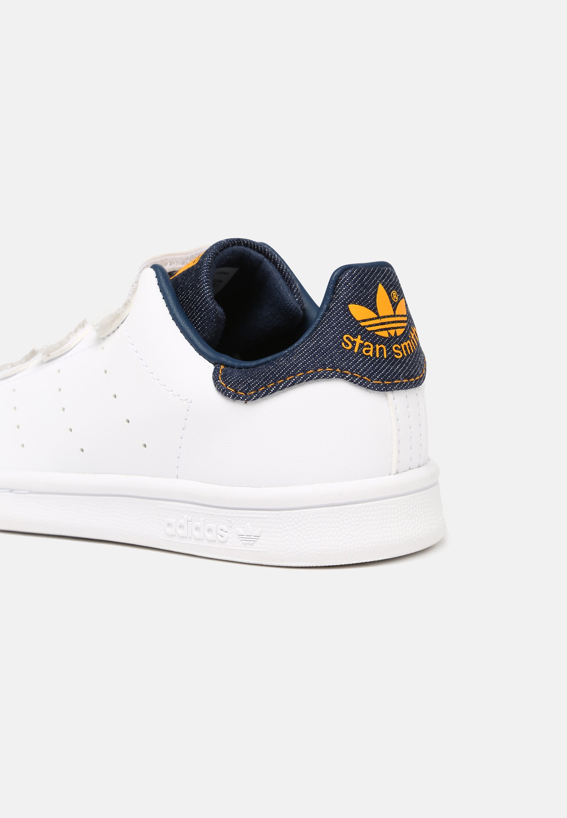 stan smith navy and white