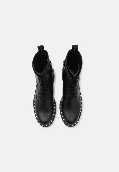 Stuart Weitzman REVERIE LACE UP BOOTIE - Botines con cordones - black