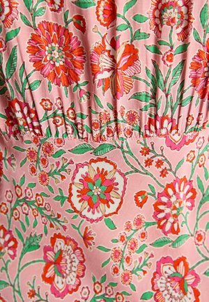 Joules, REGULAR FIT - LAINEY BIAS CUT MIDI DRESS . - Maxi dress - pink floral print