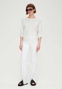 s.Oliver MIT LOCHMUSTER - Strickpullover - ecru