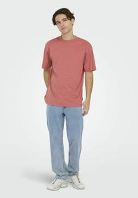 Only & Sons ONSFRED TEE - T-shirt basic - dusty cedar