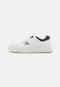 Calvin Klein Jeans - PATTY UNISEX - Sneaker low - white/black Thumbnail-Bild 1