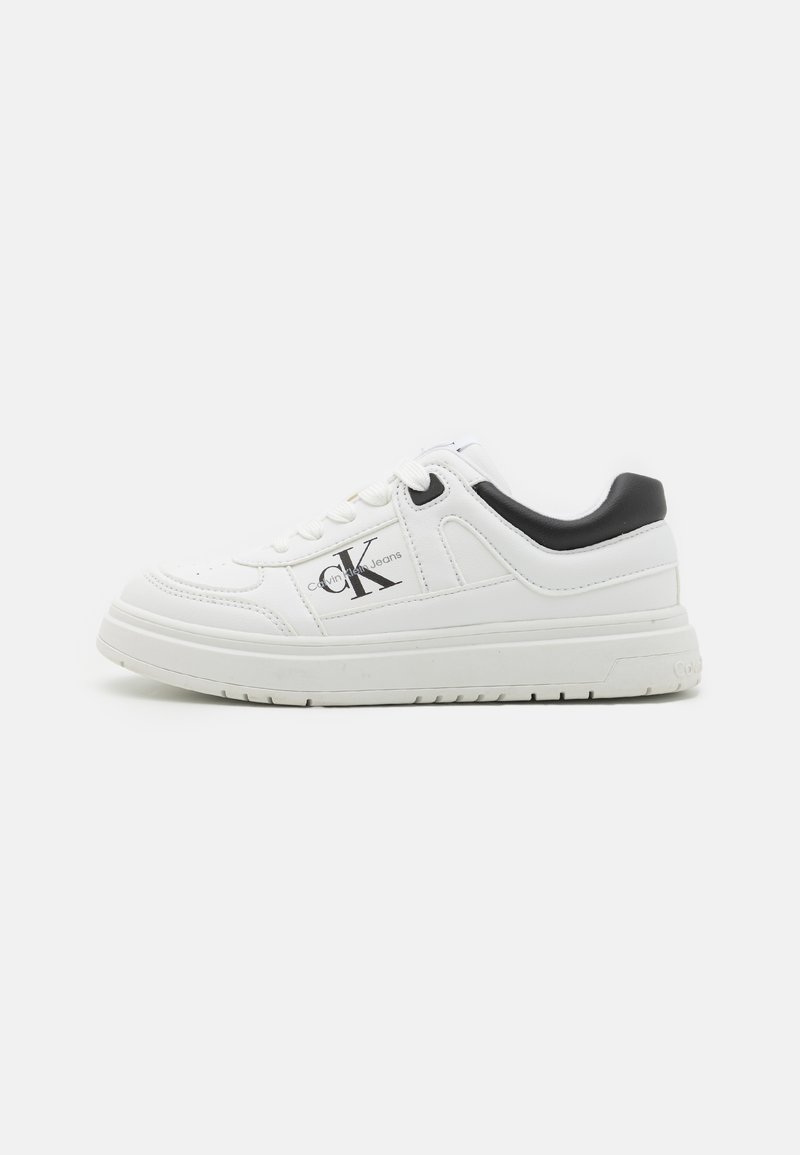 Calvin Klein Jeans - PATTY UNISEX - Sneaker low - white/black, Vergrößern