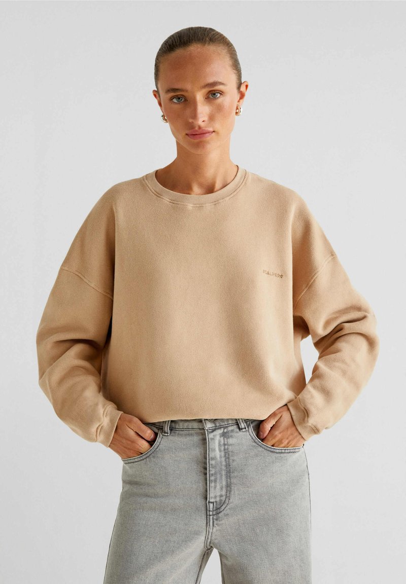 Scalpers Sweater - camel