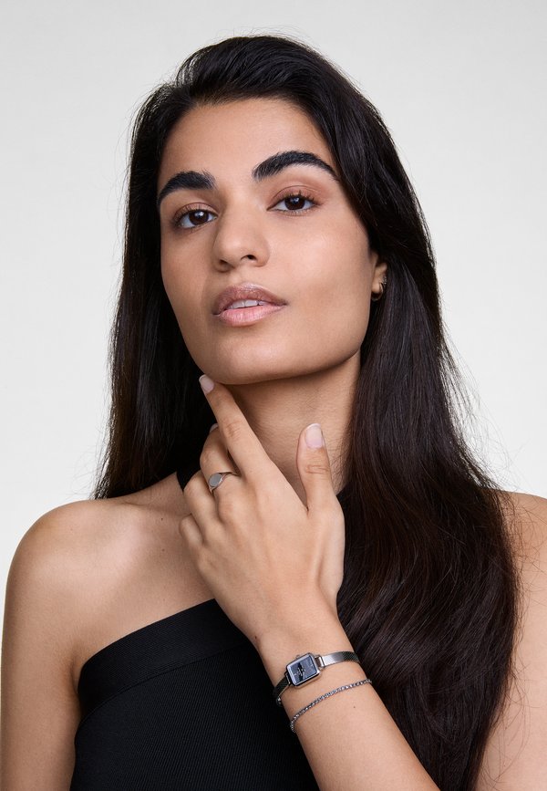 CLASSIC TENNIS BRACELET NIGHTFALL SILVER - Armband