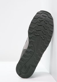 New Balance Sneakersy niskie