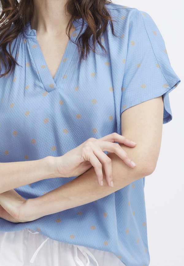 FRKAMMA - Blouse - hydrangea aop ms3