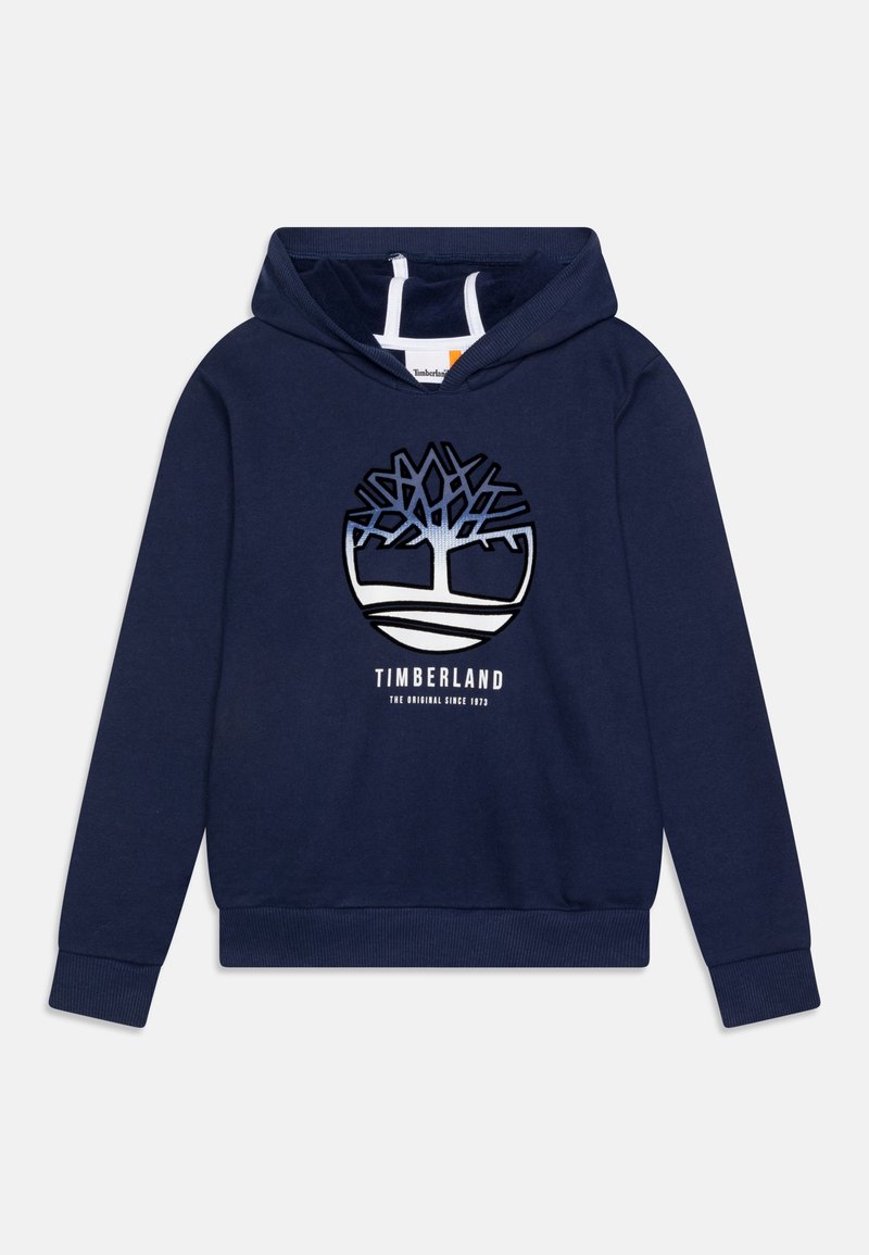 Marinblå hoodie i bomull, med en känguruficka. Framsidan har en stor trälogotyp och texten "TIMBERLAND" i vitt.