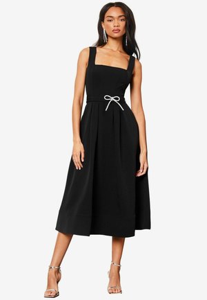 Lipsy DIAMANTE BOW BELT MIDI - REGULAR FIT - Denné šaty - black