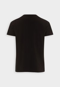 Thumbnail Image 7