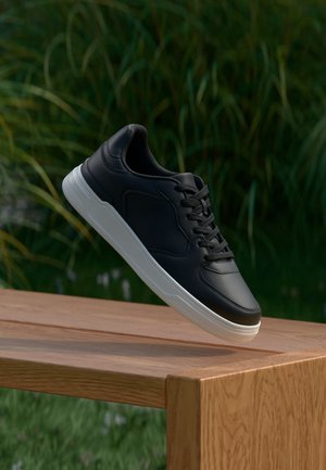 Sportbačiai - black