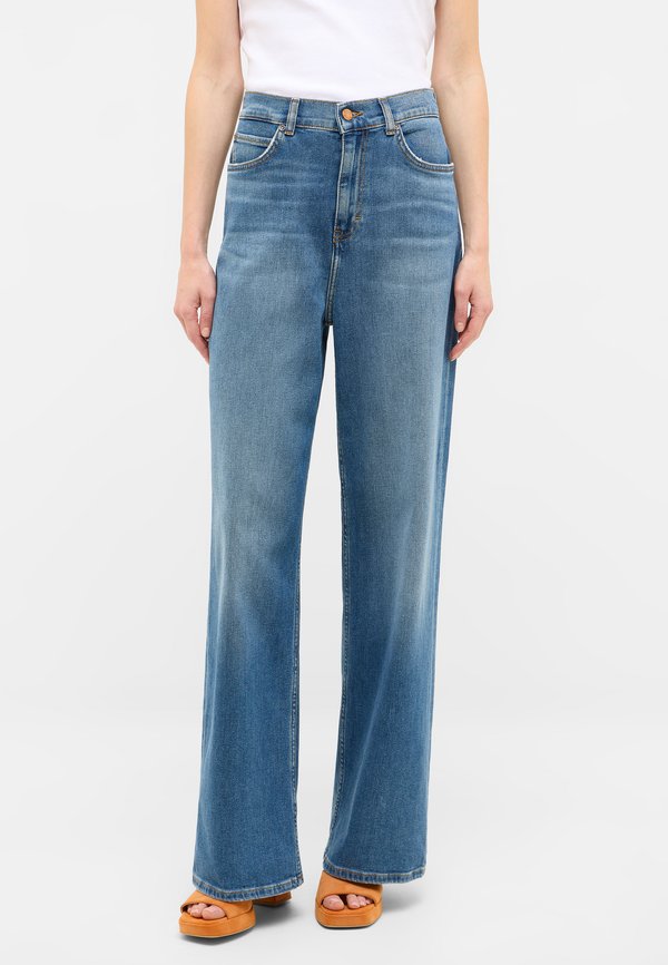 STYLE LUISE  - Flared Jeans - blau