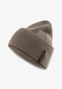 Selezionato, walnut mel