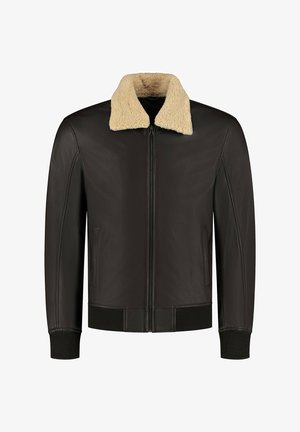 Giubbotto in pelle marrone con colletto in shearling crema, zip frontale, tasche laterali e polsini e orlo a coste per un tocco di texture e calore.