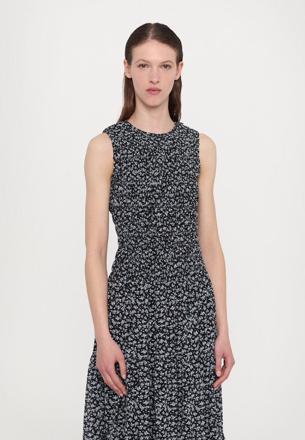 SMOCKED TANK DRESS - Maxi dress - chambray2