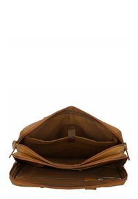 Borsa in pelle marrone con chiusura a zip, dotata di un compartimento principale, una tasca zip più piccola e una tasca interna a scomparsa.