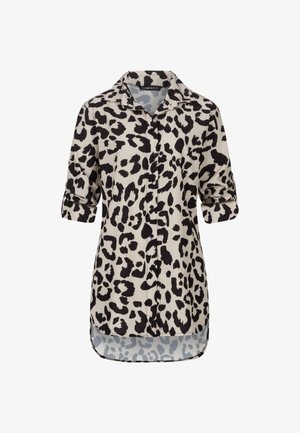 Leopardo-kuosiset nappikauluspaita beige- ja mustassa värimaailmassa, jossa on käännetyt hihat ja kaareva helma, valmistettu kevyestä materiaalista.