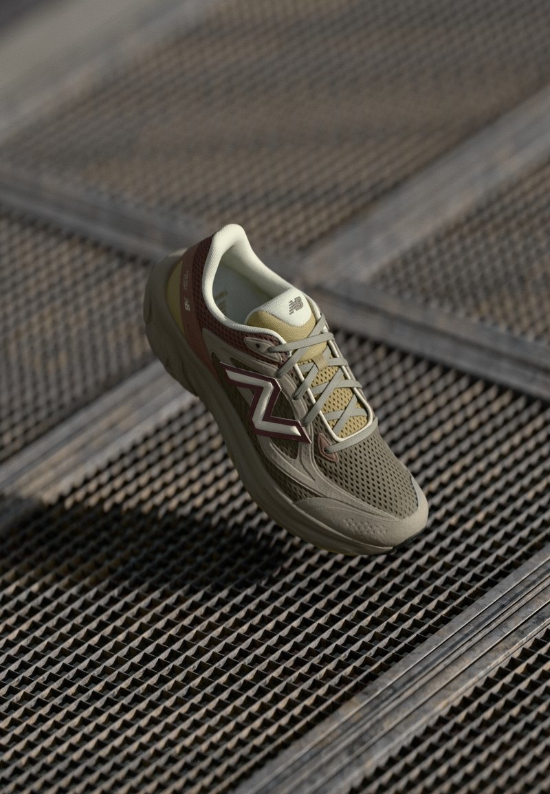 UTRN arid stone/taupe