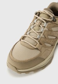 Columbia REDMOND - Fjellsko - wet sand/graphite purple