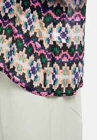 Marc Cain Blouse - lip gloss