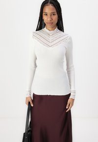 Rosemunde Langarmshirt - ivory