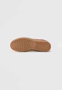 Thumbnail Image 8