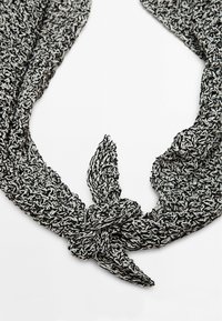 Thumbnail Image 3