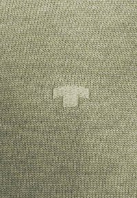 TOM TAILOR CREW NECK  - Strickpullover - pale grey olive melange
